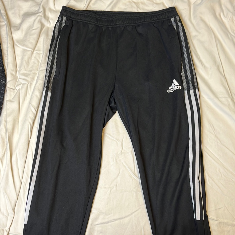 Adidas track / sweat pants Large ( L ) black